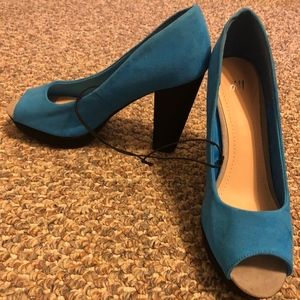 H&M blue heels
